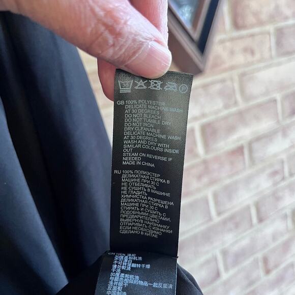 NWT: REISS Marianne Pleated Metallic Mesh Midi Skirt Black US 10 (K354) - Picture 10 of 11